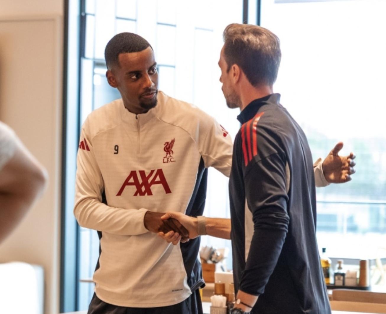 金年会APP-利物浦迎法国杯关键赛，关键时刻扳平良机，球迷炸锅，临场指挥获称赞的简单介绍