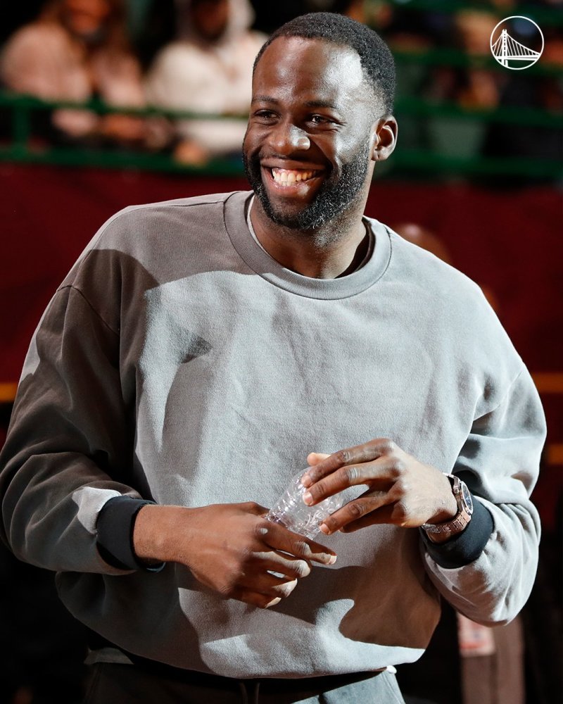 上海久事训练开放日,清晨临场应变引欢呼,全明星赛在即,控场能力受关注(李国庆宣布将捐款5000万) 上海久事训练开放日,清晨临场应变引欢呼,全明星赛在即,控场能力受关注(李国庆宣布将捐款5000万)